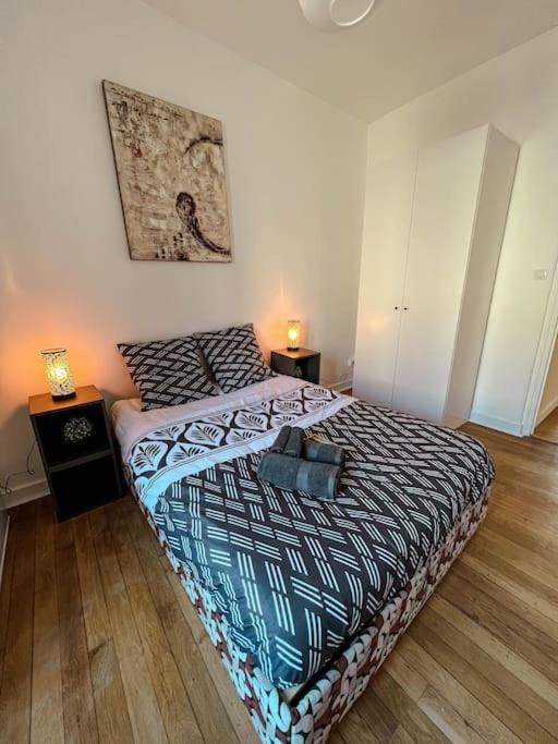 Le Spacieux Et Confortable A 15min De La Gare Appartement *
